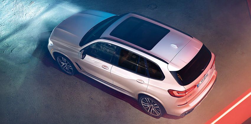 2019 BMW X5 top-view