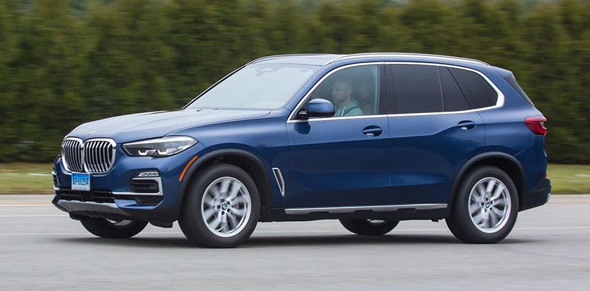 2019 BMW X5 side