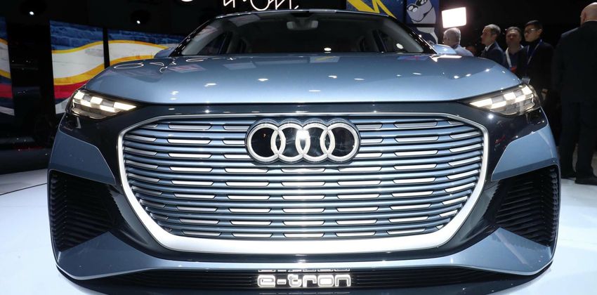 Audi Q4 e-tron concept front