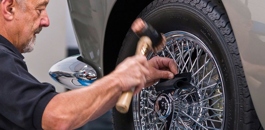 Aston Martin DB5 Goldfinger Production 4