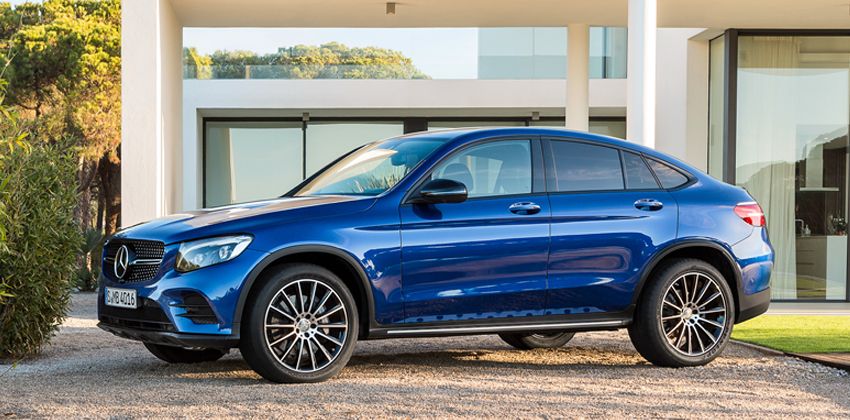 New GLC 300 4Matic AMG Line SIDE