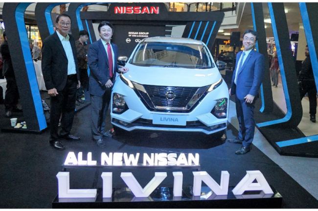 2019/03/Nissan-Livina-Serena-Datsun-GO-Roadshow-Mall-3.jpg
