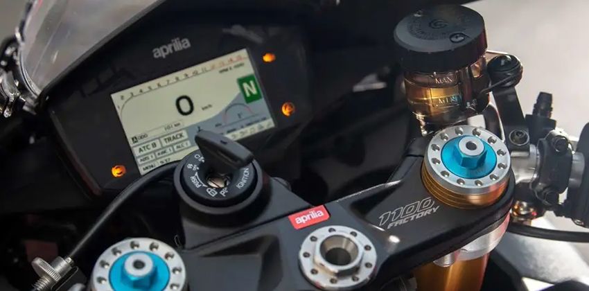 2019 Aprilia RSV4 RF instrument cluster