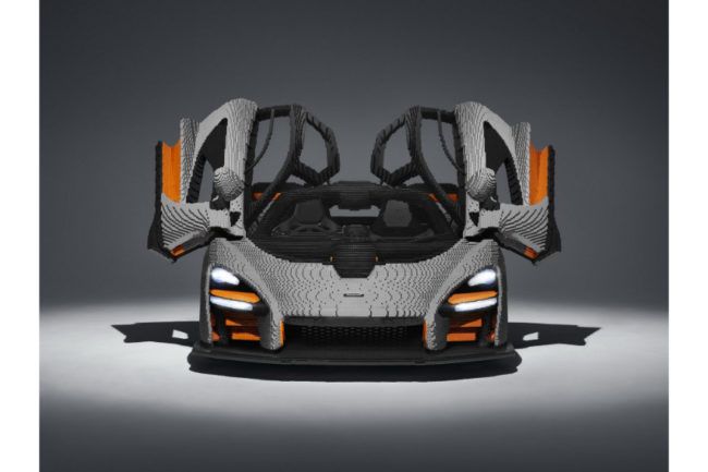 2019/03/7fe189a9-mclaren-senna-lego-full-scale-1.jpg