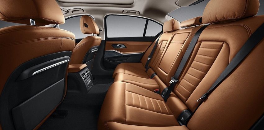 BMW 3 Series cabin