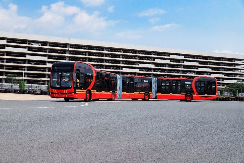 BYD Luncurkan Bus Listrik Terpanjang di Dunia