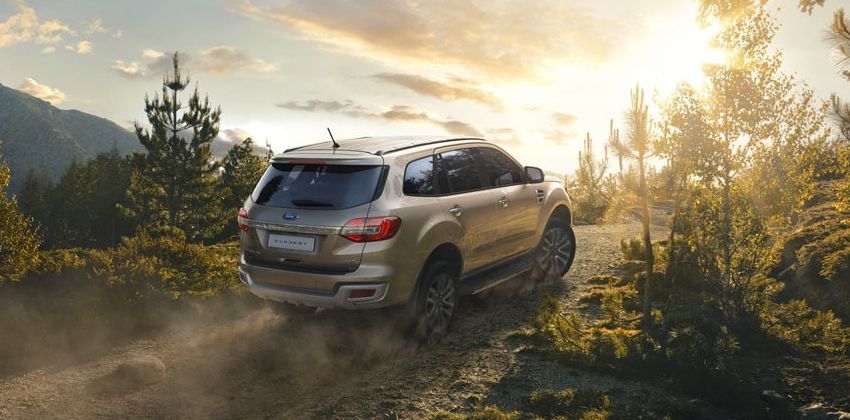2019 Ford Everest Rear Angular