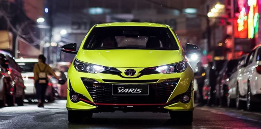Toyota Yaris front