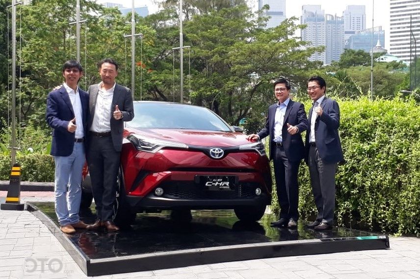 Peluncuran C-HR Hybrid