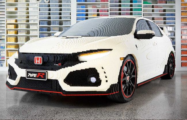 This life-size Honda Civic Type-R Lego model has 320,000 bricks
