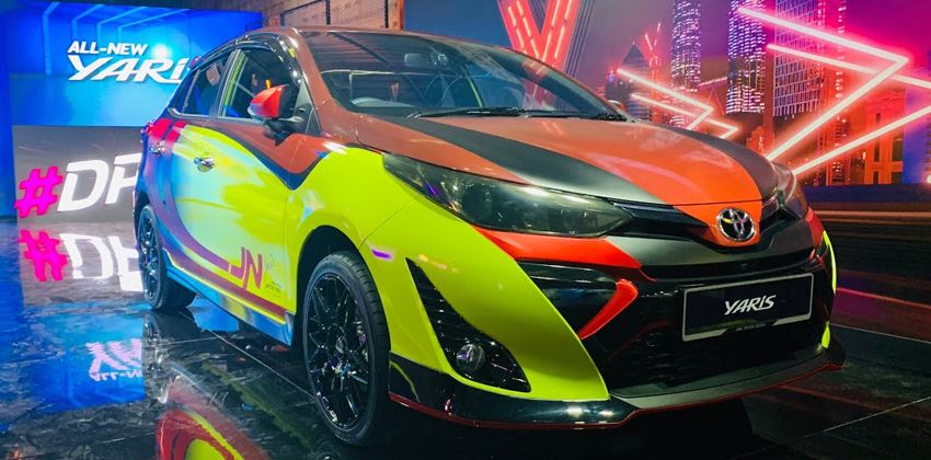 Yaris custom edition EXTERIOR