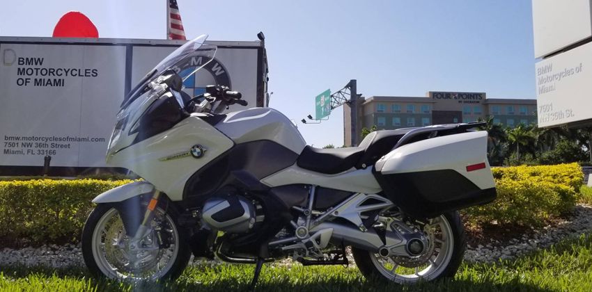 BMW R1250 RT tourer SIDE