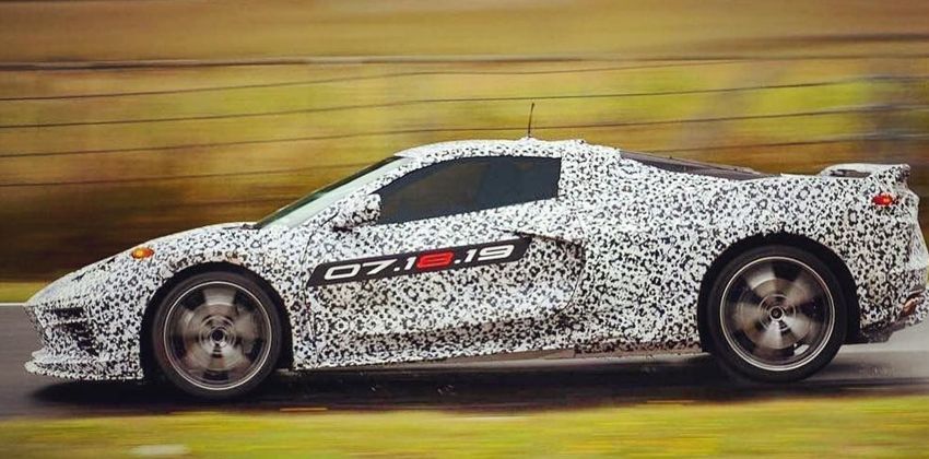 C8 Chevrolet Corvette Side