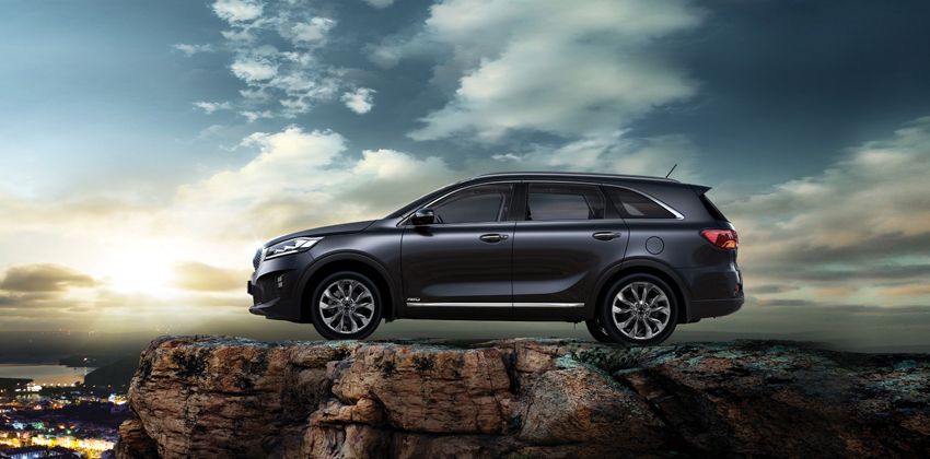 2019 Kia Sorento side