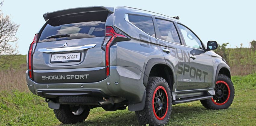 Mitsubishi Shogun Sport SVP Rear Angular
