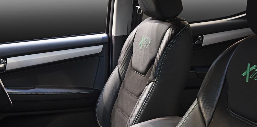 Isuzu D-Max XTR Seats