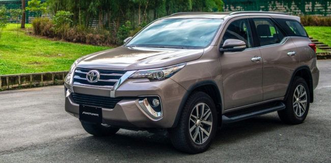Kupas Tuntas Toyota Fortuner SRZ, Varian Bensin yang Jarang Dilirik Kupas Tuntas Toyota Fortuner SRZ, Varian Bensin yang Jarang Dilirik