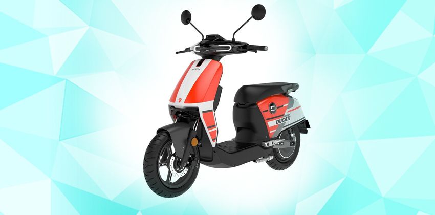 Super Soco CUx Special Edition Ducati Front Angular