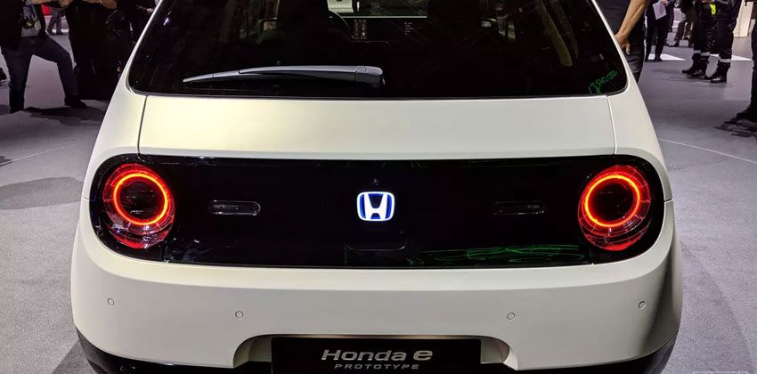 Honda e front
