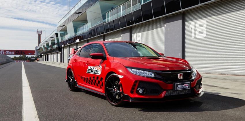 Honda Civic Type-R Mount Panorama Front Angular