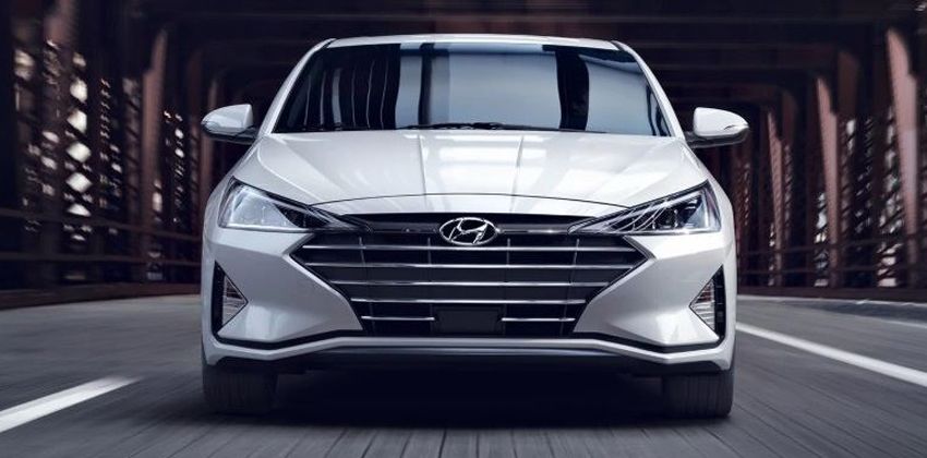 Hyundai Elantra 2019 front