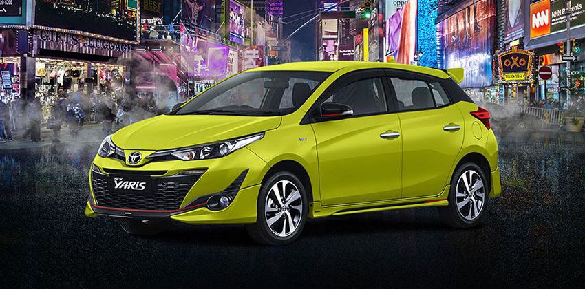 2019 Toyota Yaris side profile