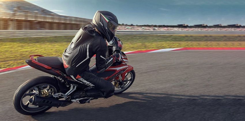 Yamaha 135LC Super Sport rear