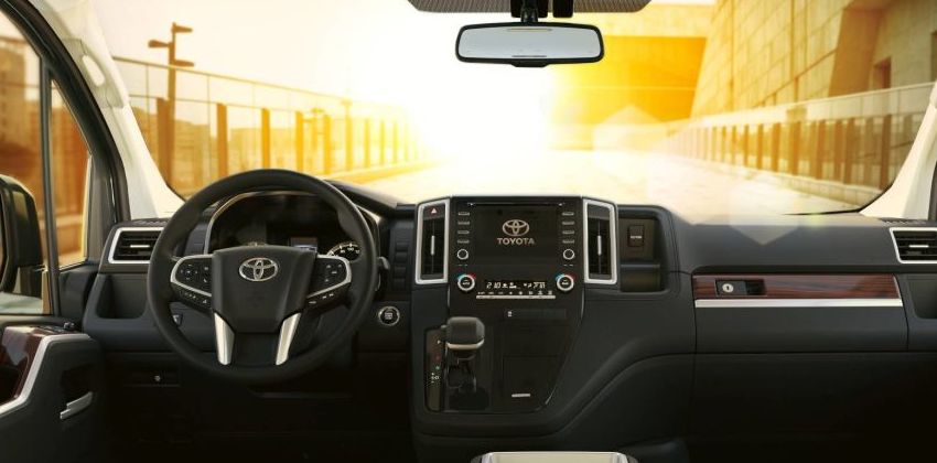 2019 Toyota Granvia Dash