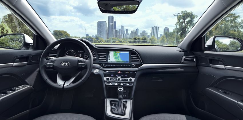 2020 Hyundai Elantra Dash