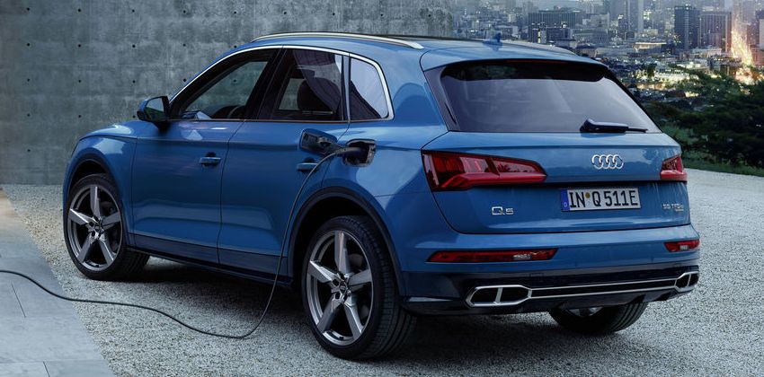 Audi Q5 hybrid REAR