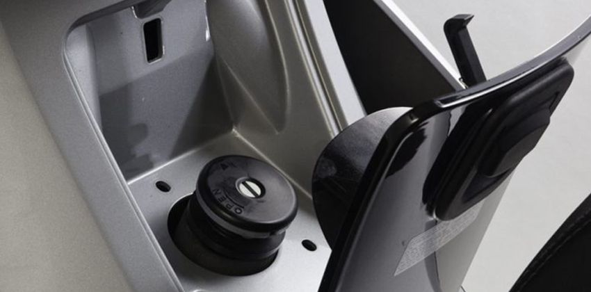 Kymko Xciting 300i 4V Fuel Cap