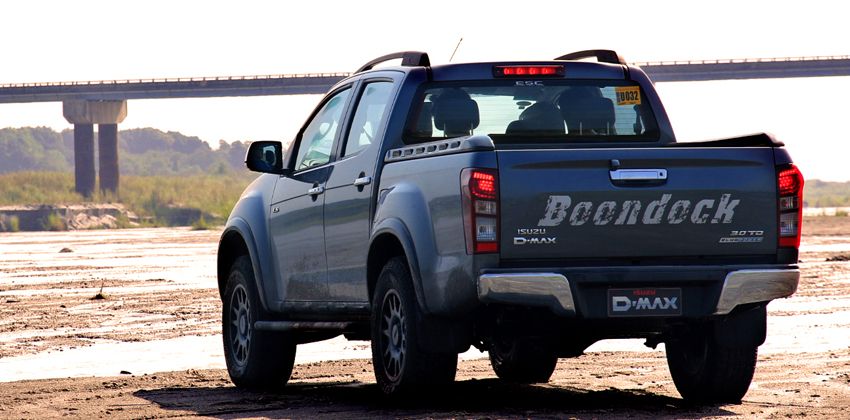 2019 Isuzu D-Max Boondock Rear Angular
