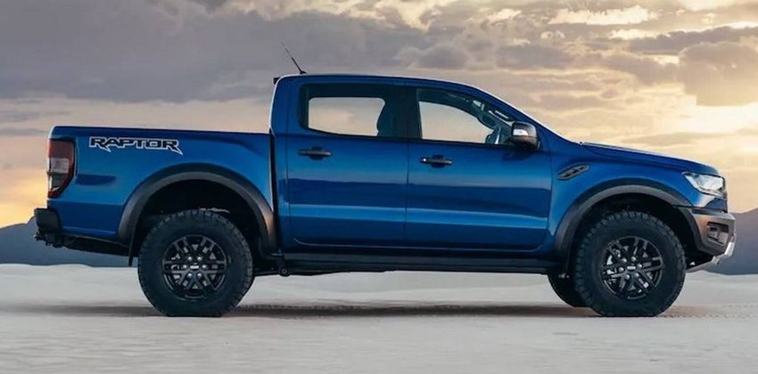 Ford Ranger Raptor side