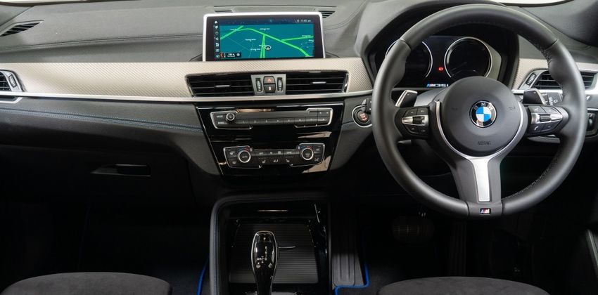  X2 M35i interior