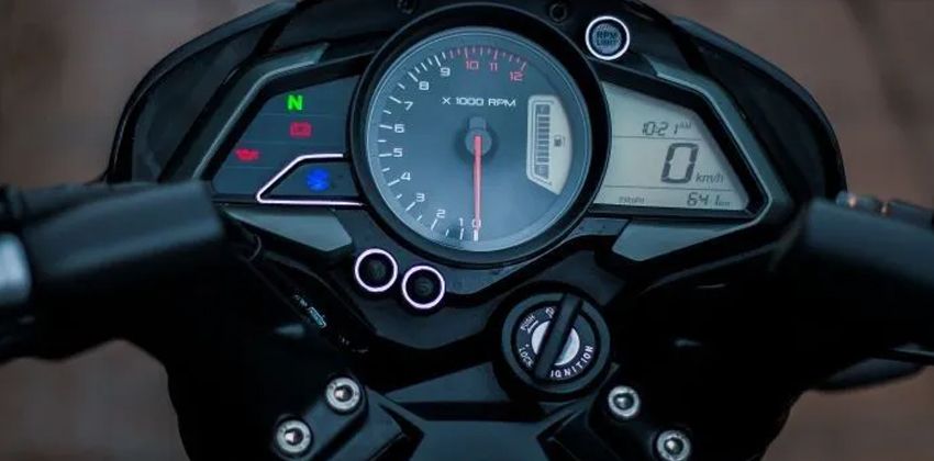 Kawasaki Rouser NS160 Instrument Cluster