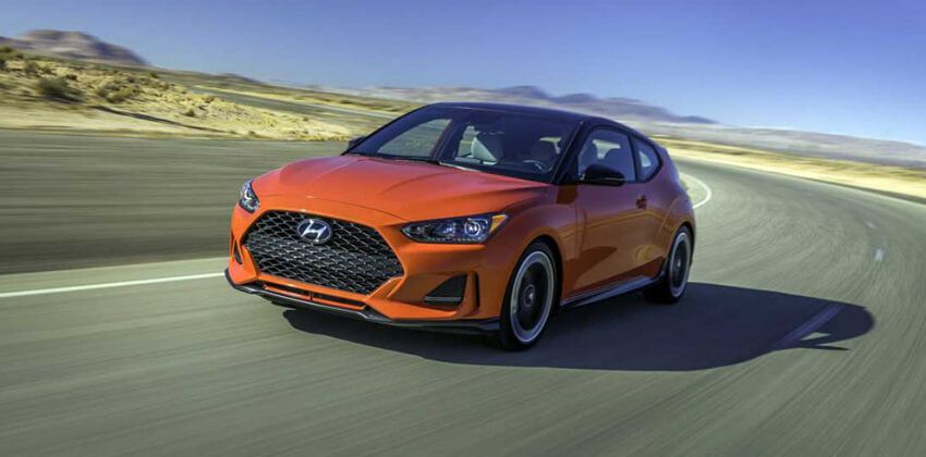 2019 Hyundai Veloster front