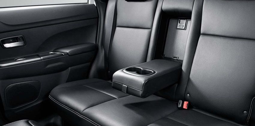 Mitsubishi ASX rear seat
