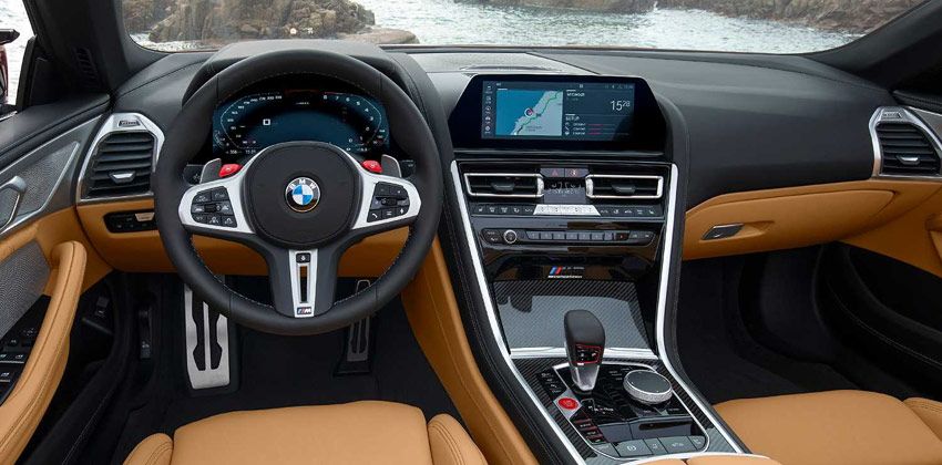 2020 BMW M8 Convertible Dash