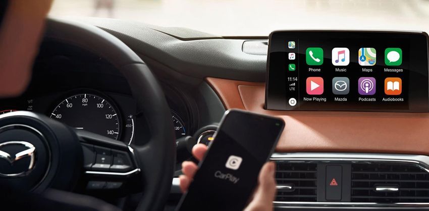 Apple CarPlay vs Android Auto: Smartphone mirroring showdown - Drive