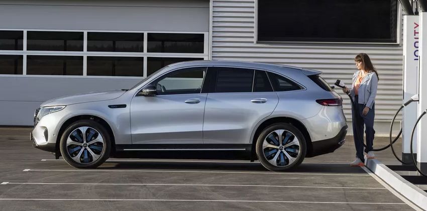 Mercedes-Benz EQC EV side