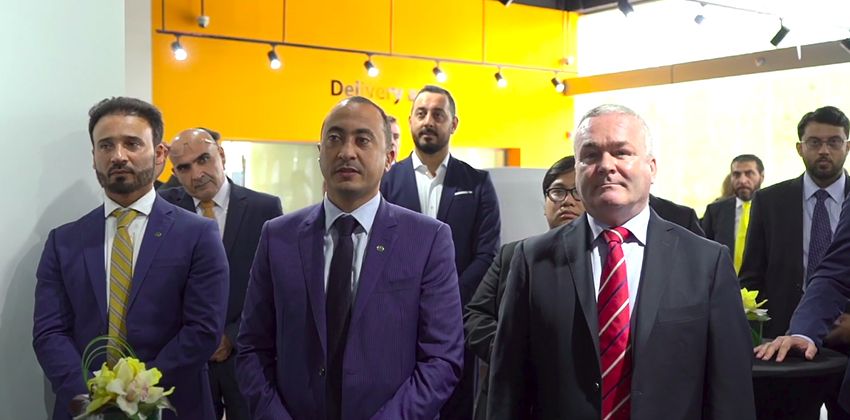 Renault New R-Store