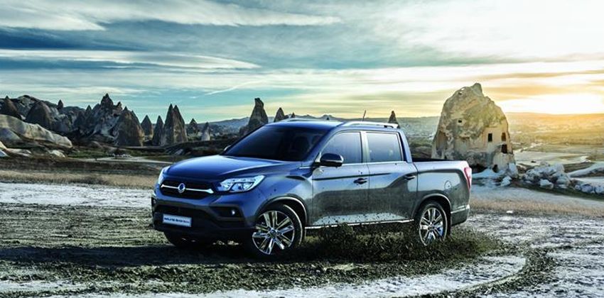2020 Ssangyong Musso Grand Front Angular