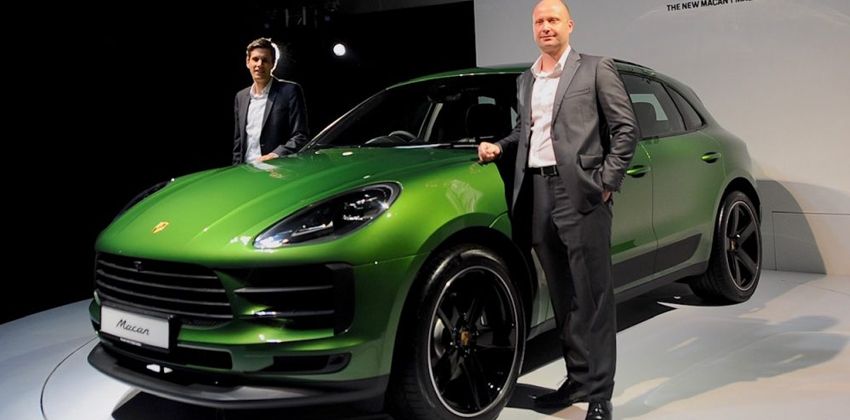 Facelifted Porsche Macan launch