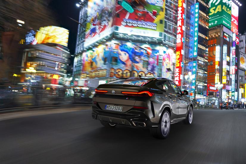 2020 BMW X6 rear