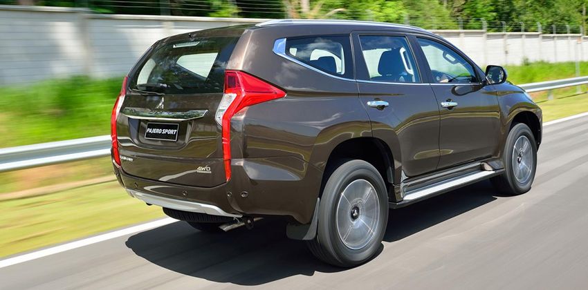 Mitsubishi Montero Sport Rear Angular