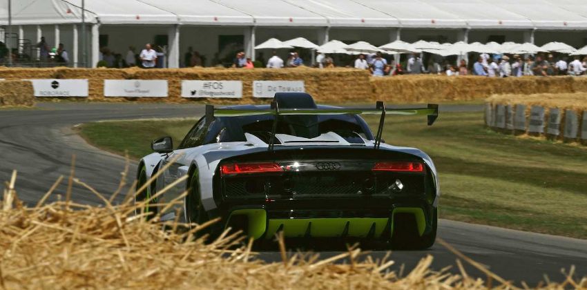 Audi R8 LMS GT2 rear