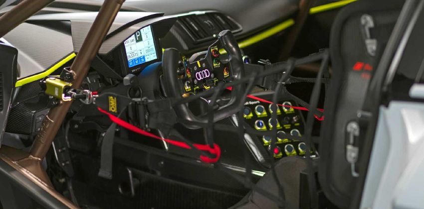 Audi R8 LMS GT2 Cabin