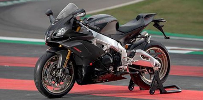 Aprilia RSV4 1100 Factory styling