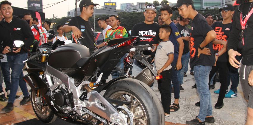 Aprilia RSV4 1100 Factory rear