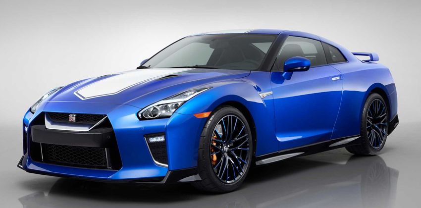 2020 Nissan GT-R Front Angular